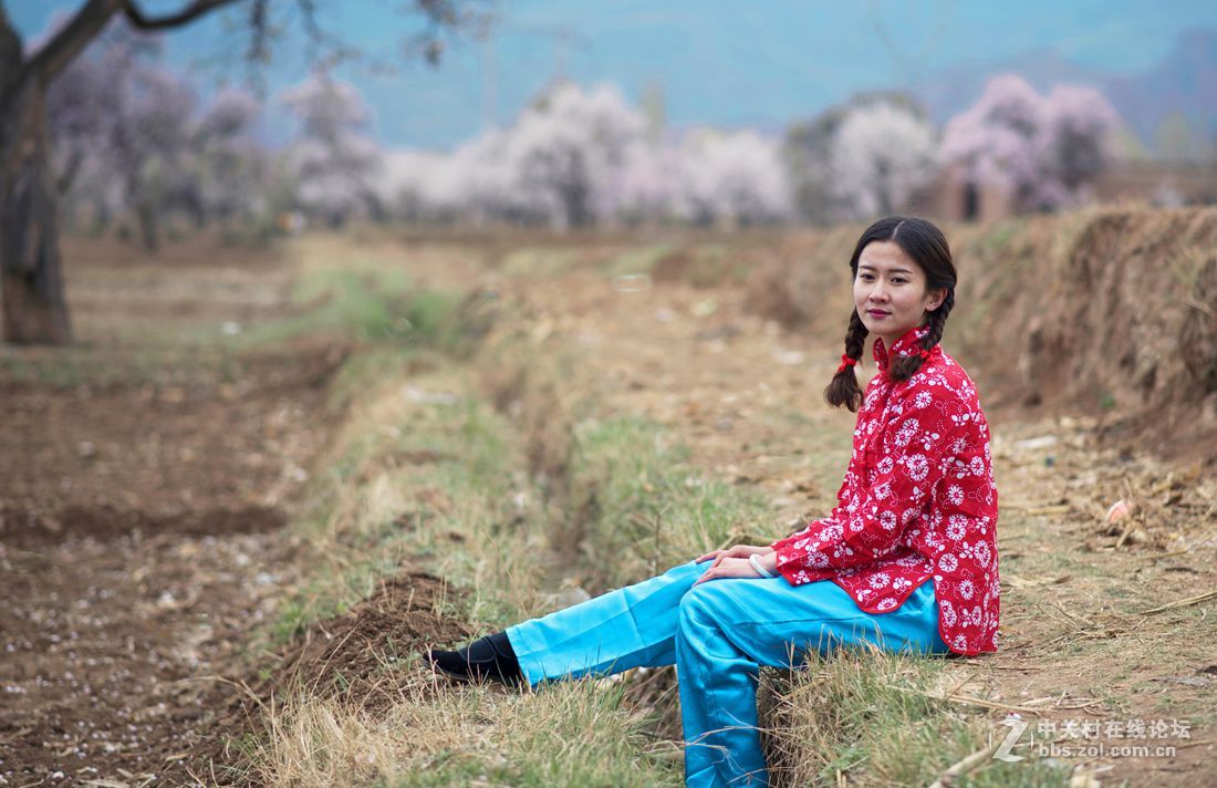 唐汪杏花村人像