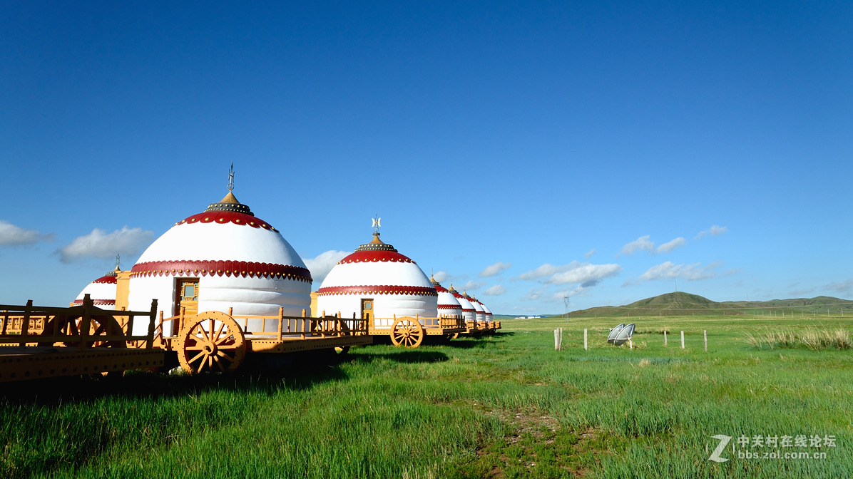 一组民族风情蒙古包