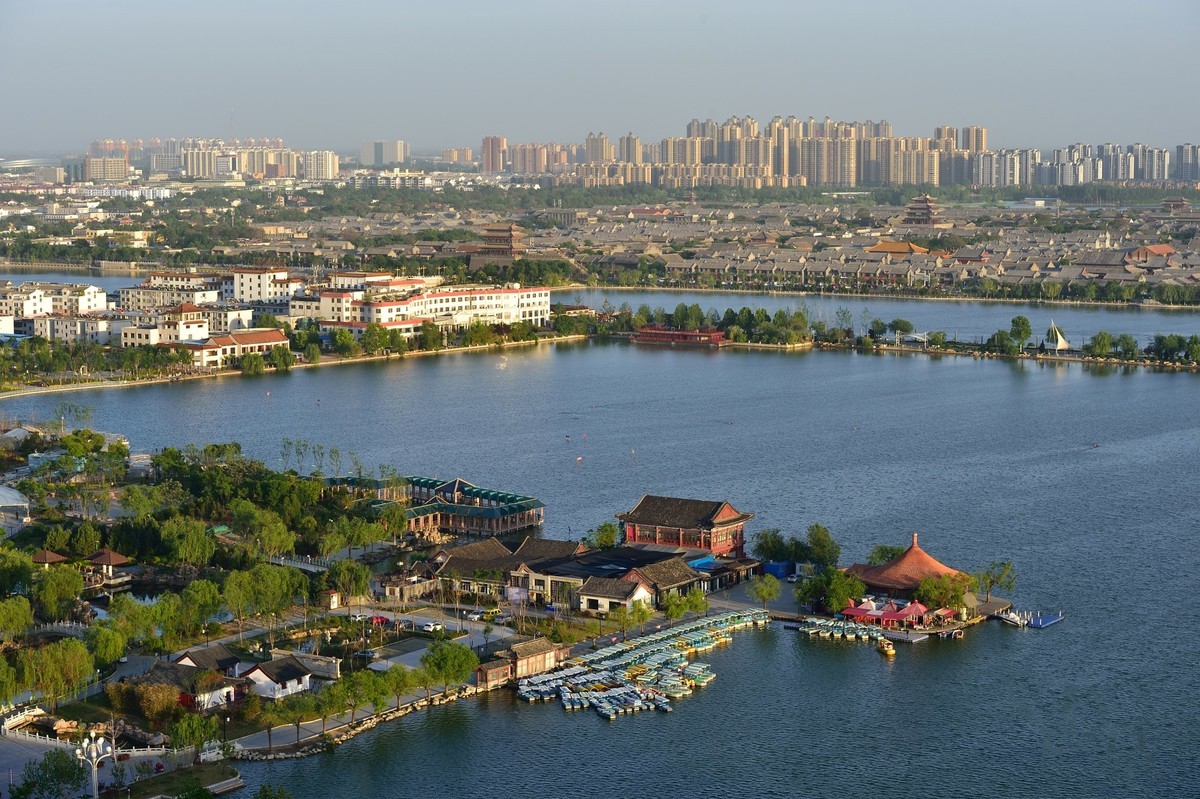 俯瞰东昌湖秀美的江北水城
