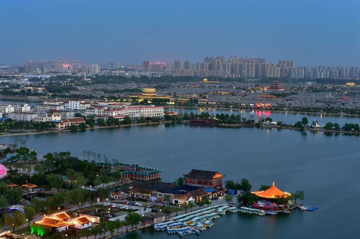 俯瞰东昌湖秀美的江北水城