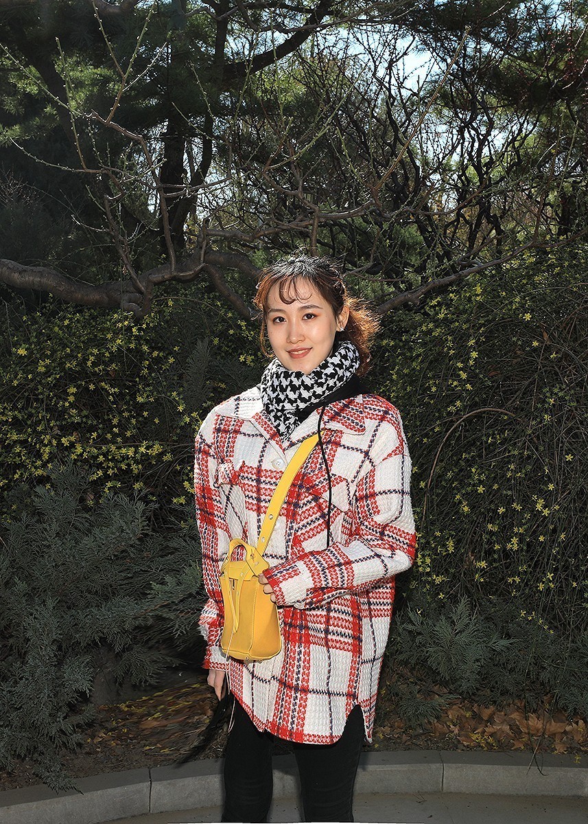 热瓦普作业《地坛公园拍模特》