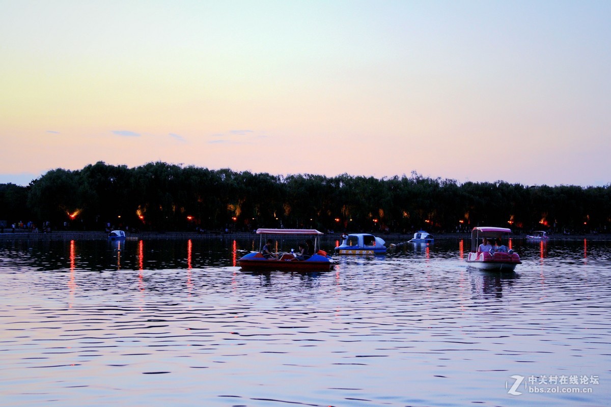 夏日湖面夜色片-----2015.8日沈阳北陵公园 夜景 练习作业 分享