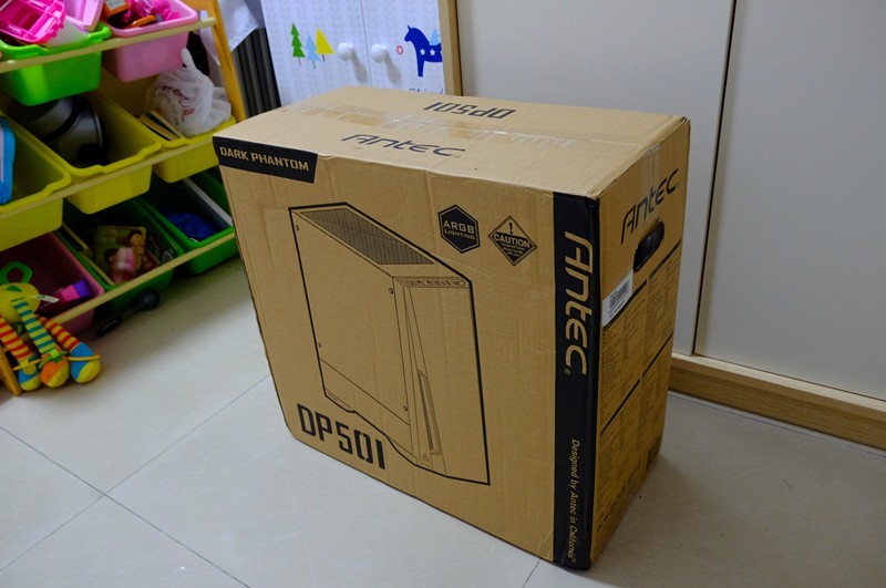 侧透防尘大空间，自带ARGB控制器，为你省钱的安钛克暗黑系DP501中塔机箱点评