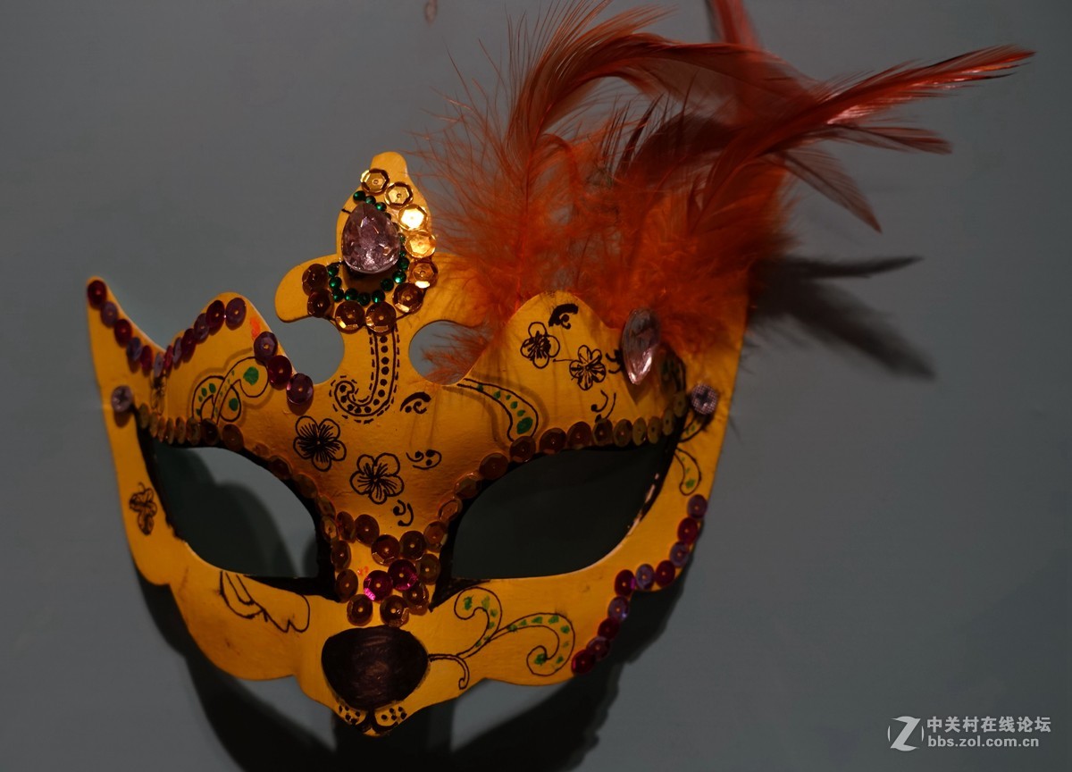 国家大剧院的化妆午会假面具展览