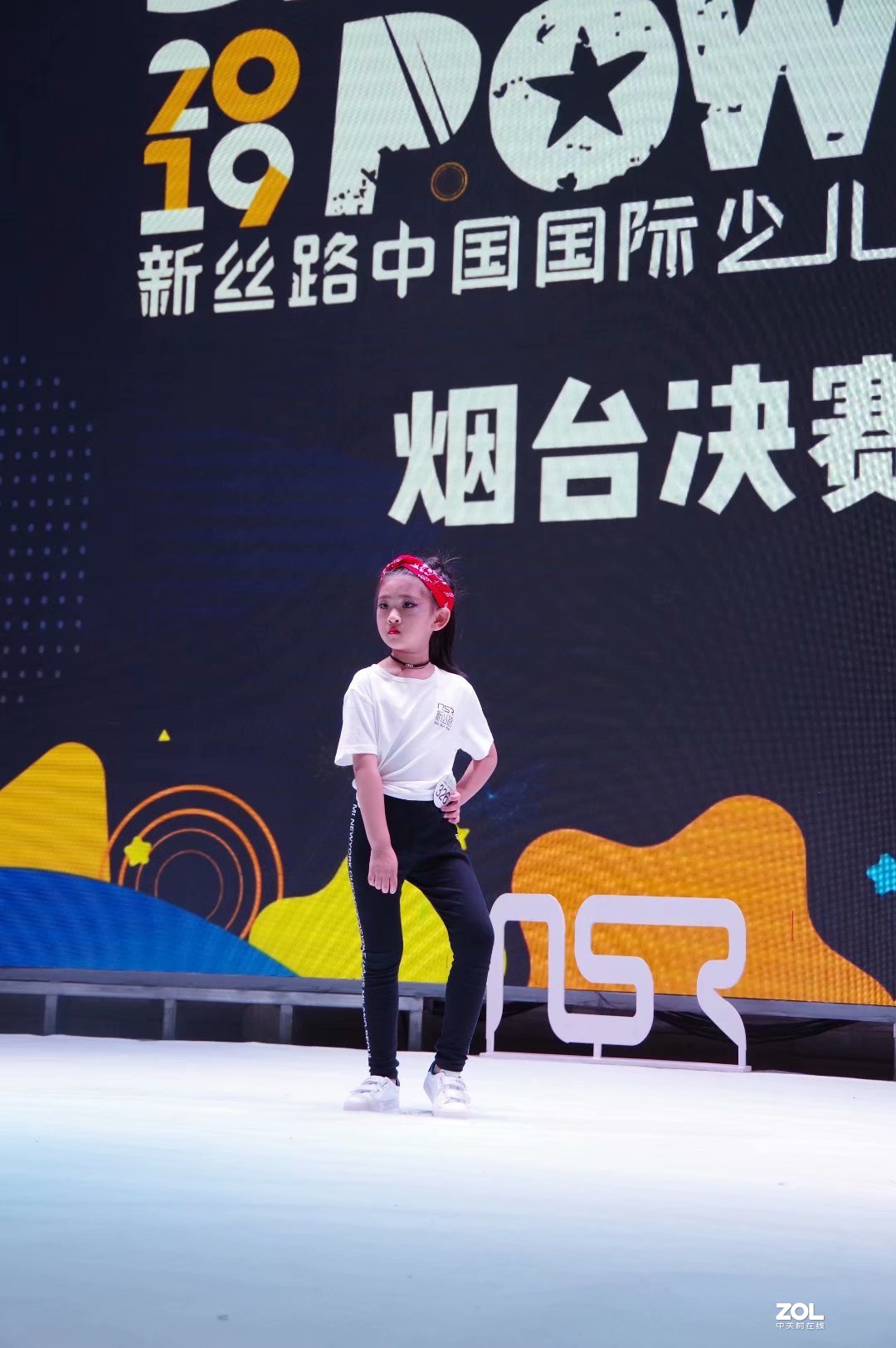 莱州源舞园小模特在烟台比赛影像