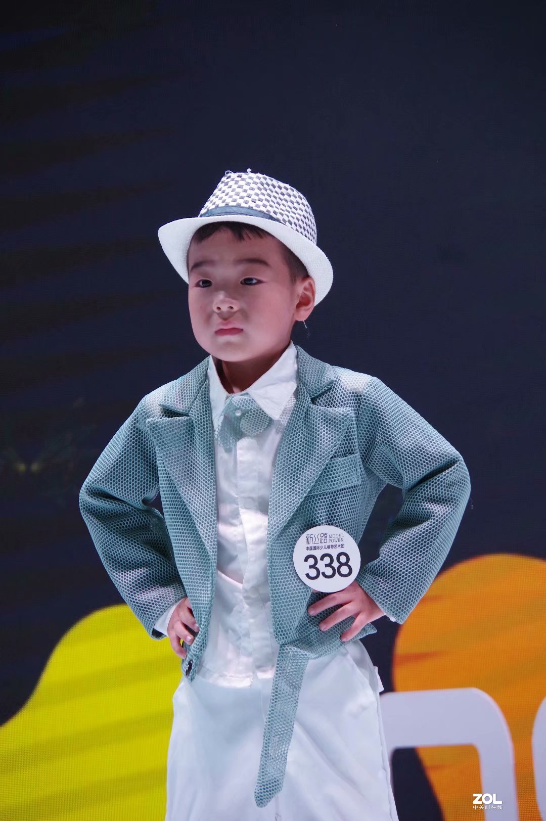 莱州源舞园小模特在烟台比赛影像