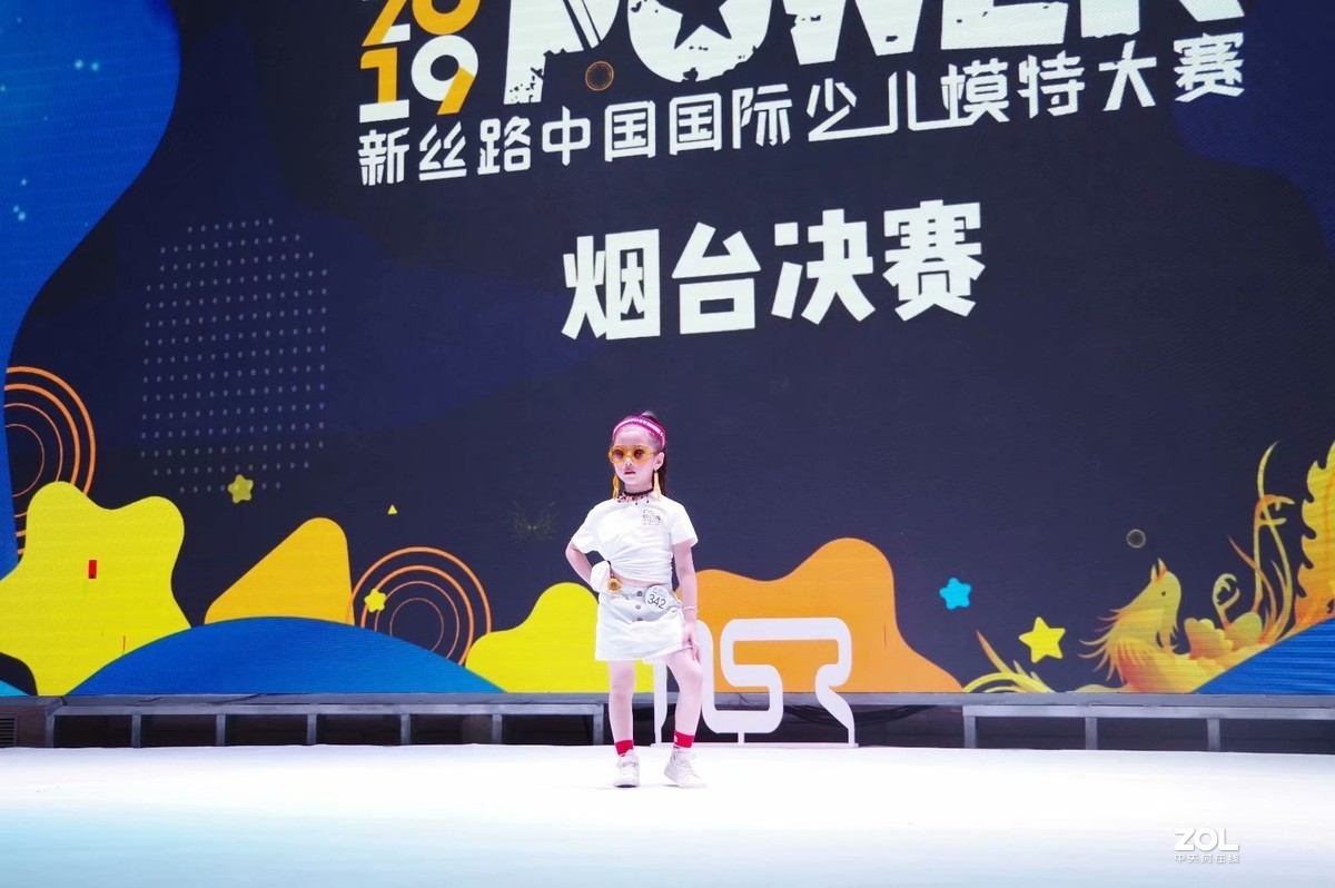 莱州源舞园小模特在烟台比赛影像