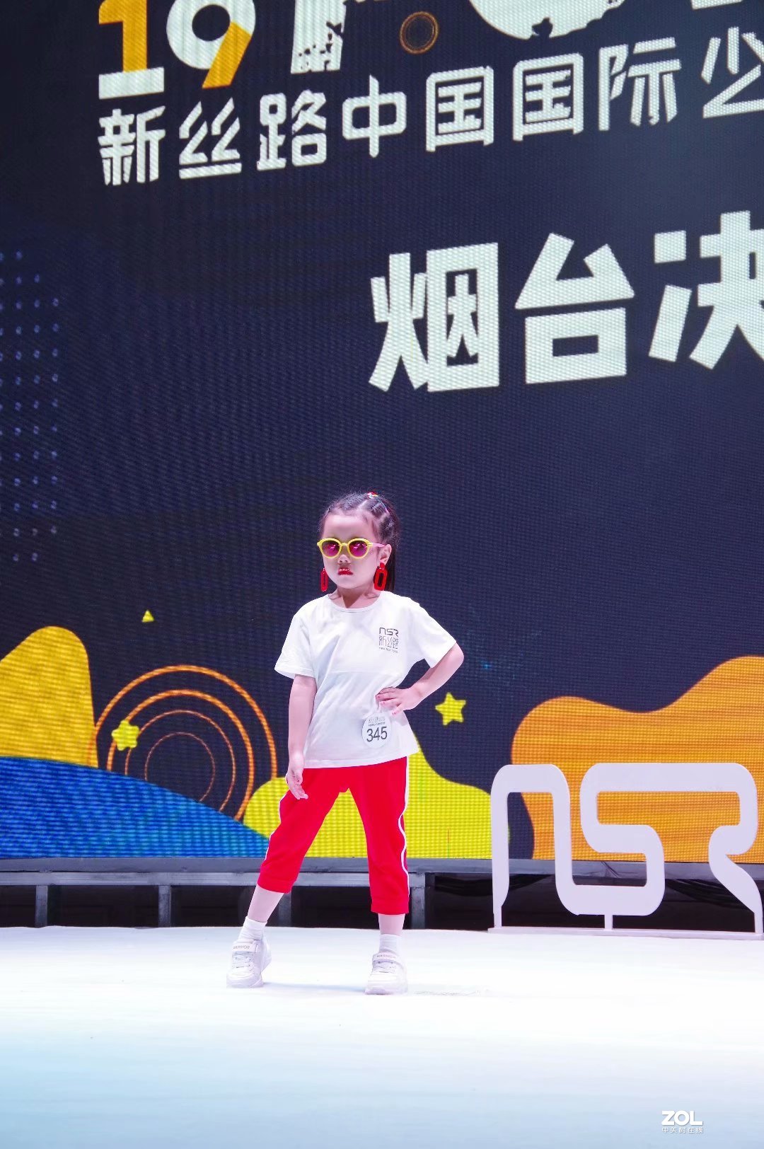 莱州源舞园小模特在烟台比赛影像