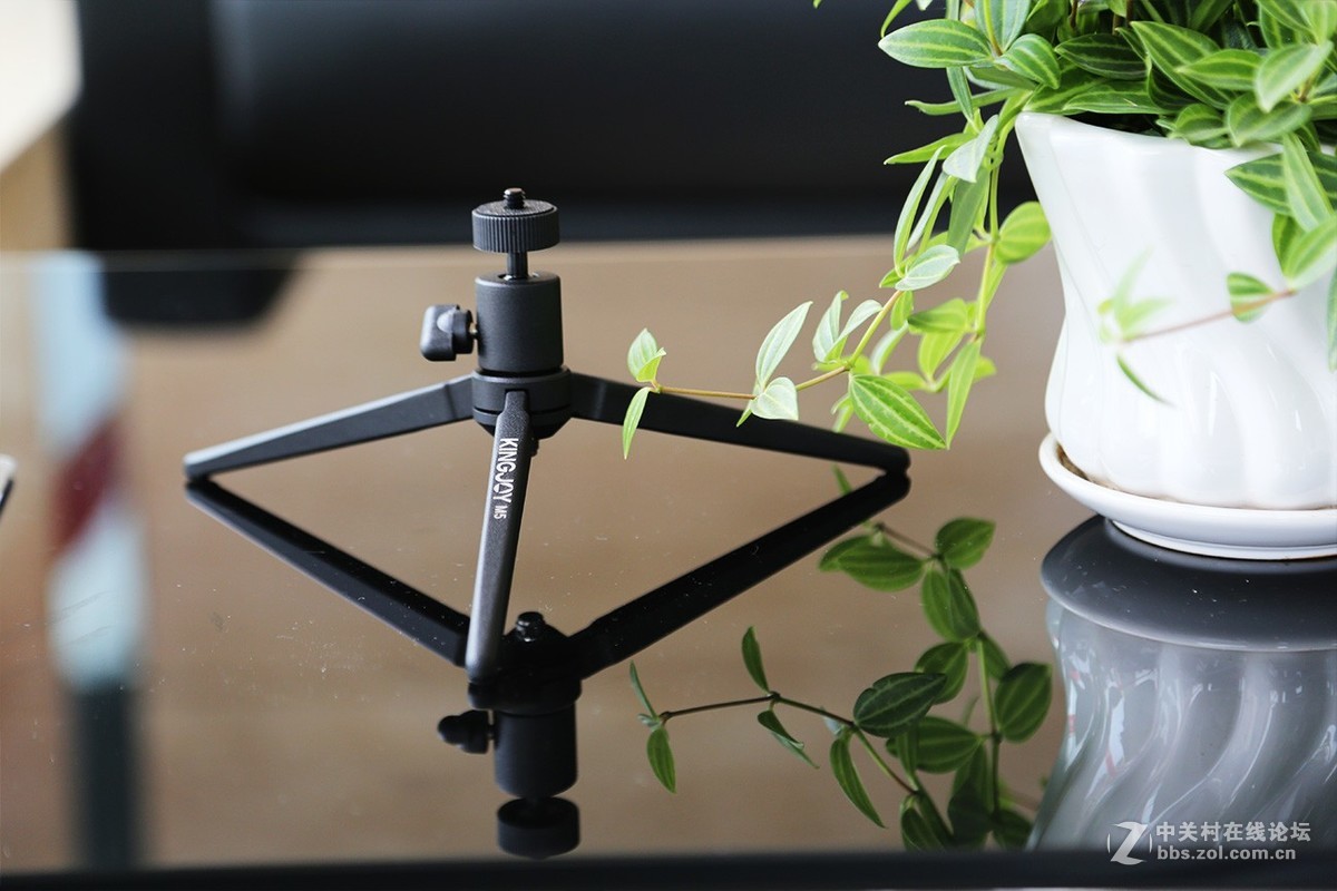 高逼格的钢笔三脚架简单开箱评测