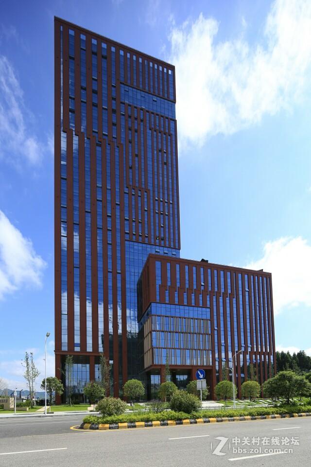 《贵州科学城.世界智谷》小哥哥摄影