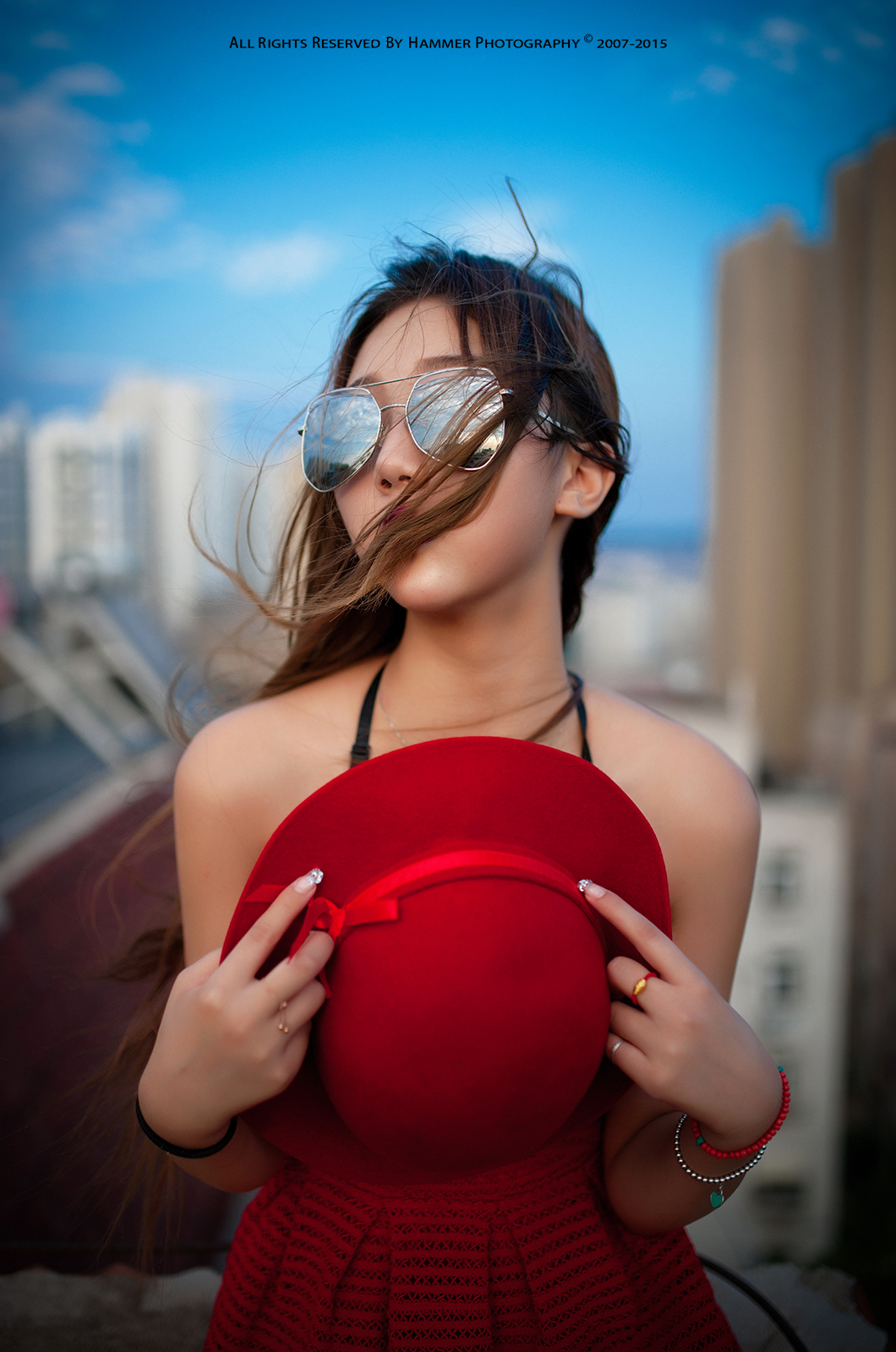 别傻了，一个人的努力，永远也没办法决定两个人的关系。