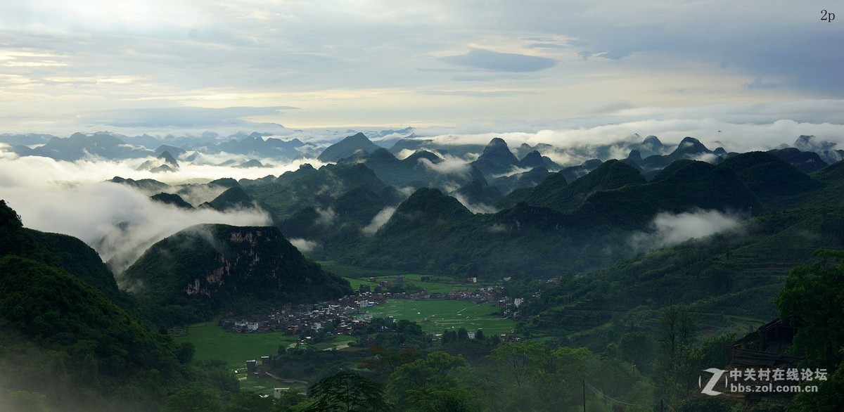 美丽的艺术之乡油岭村早晨风景