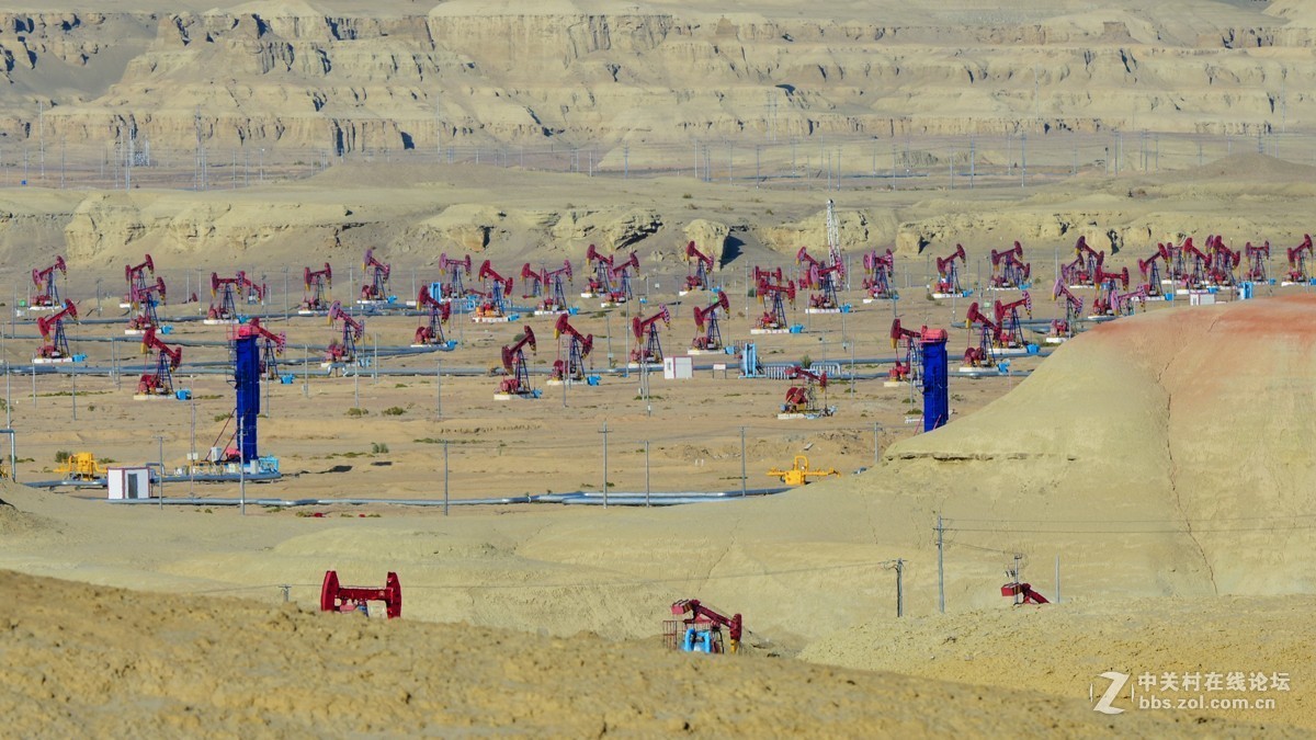 沙漠油田--克拉玛依