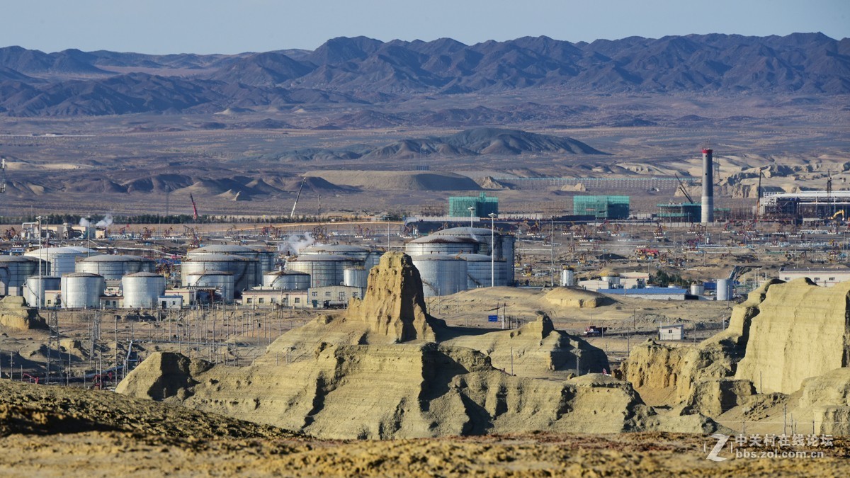 沙漠油田--克拉玛依