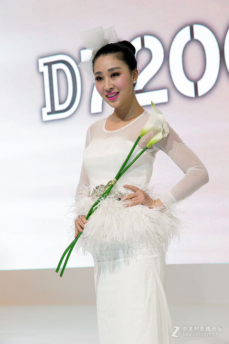 北京摄影器材展人像系列（二）——【超靓白衣女】