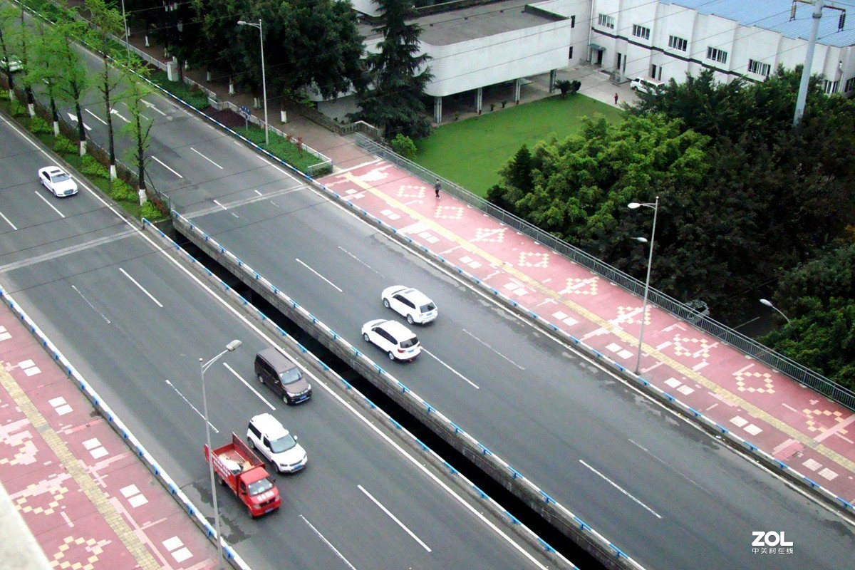 宅家翻出索尼老机H50随手拍摄