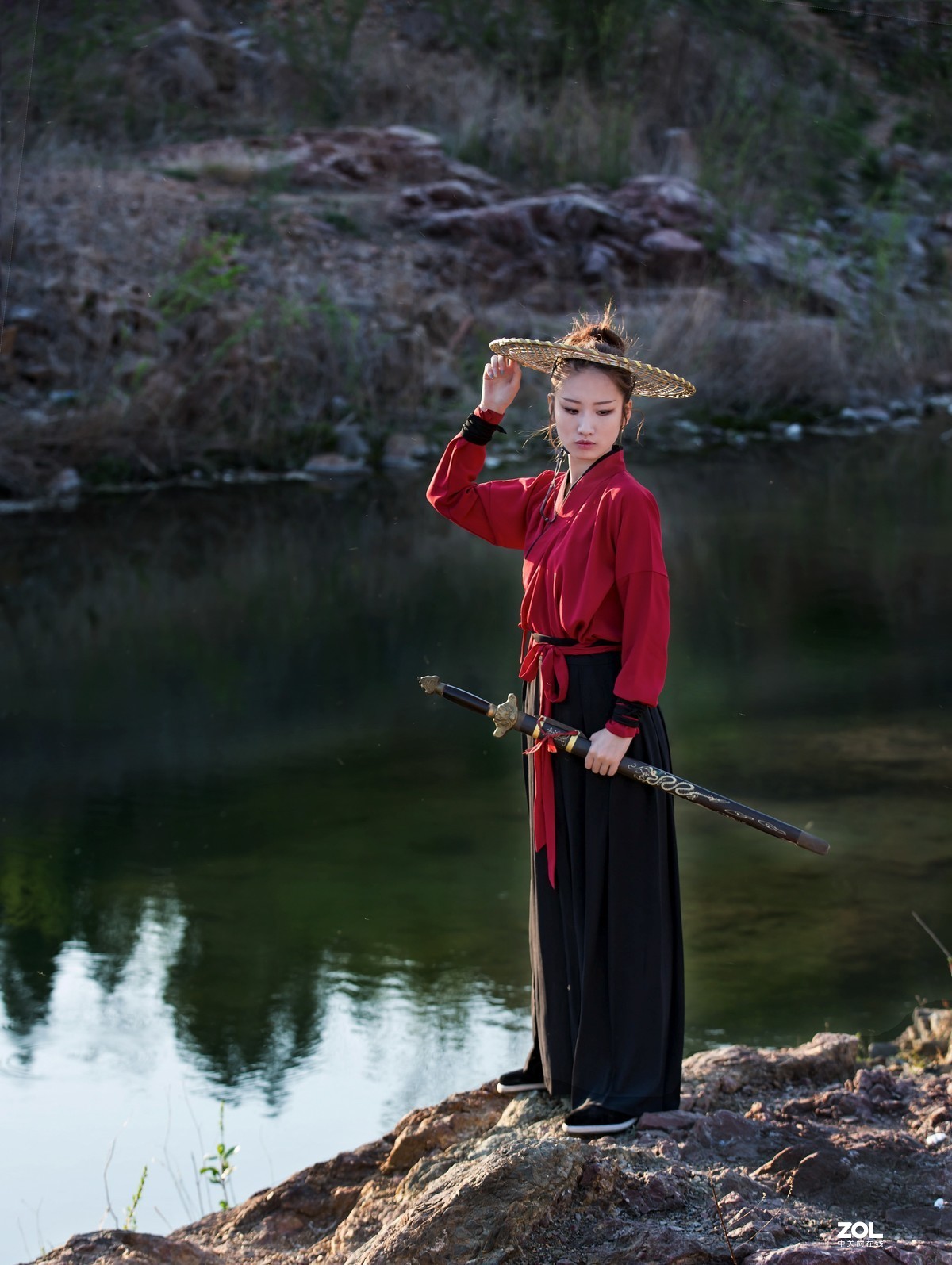 侠女演绎（二）------冷暖结合影调习作-中关村在线摄影论坛