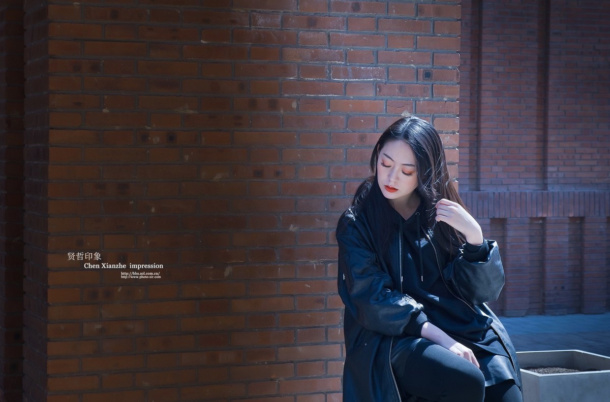 【若有所思】--- 一组习作！