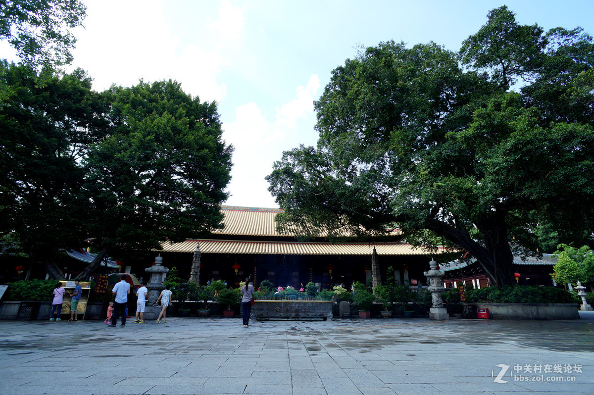 心若清净，无处不清净;心若庄严，无处不庄严;心若佛国，无处不佛国。