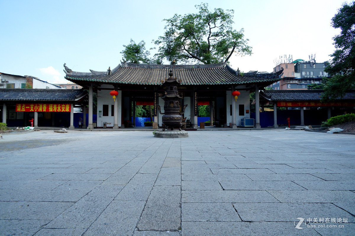 心若清净，无处不清净;心若庄严，无处不庄严;心若佛国，无处不佛国。