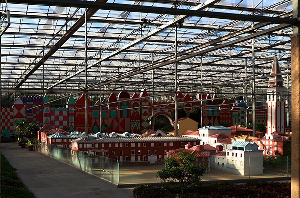 幻城仙境（1）爱丽丝大人国和小人国----拍摄于天津滨海生态农业科技园区