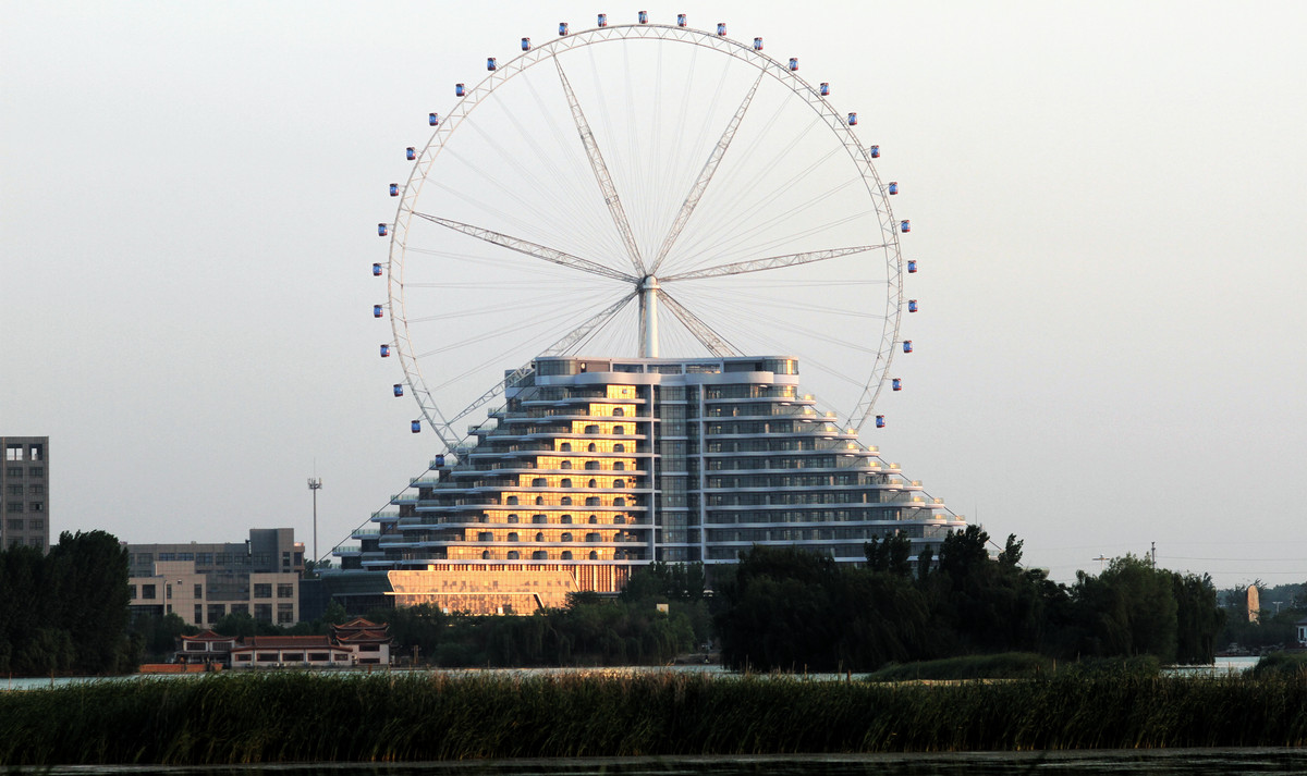 初入莱卡小头九---习作之古城印象