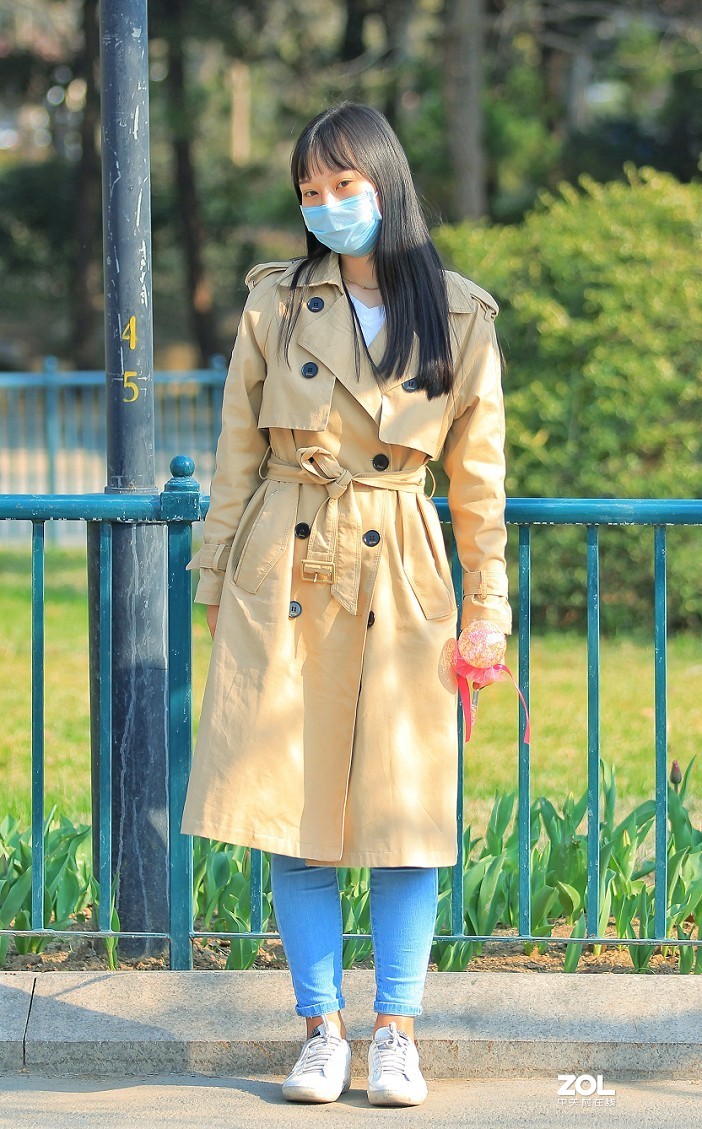 公园随拍还是《兰花与美女》又是一大堆妹子！哈哈！！