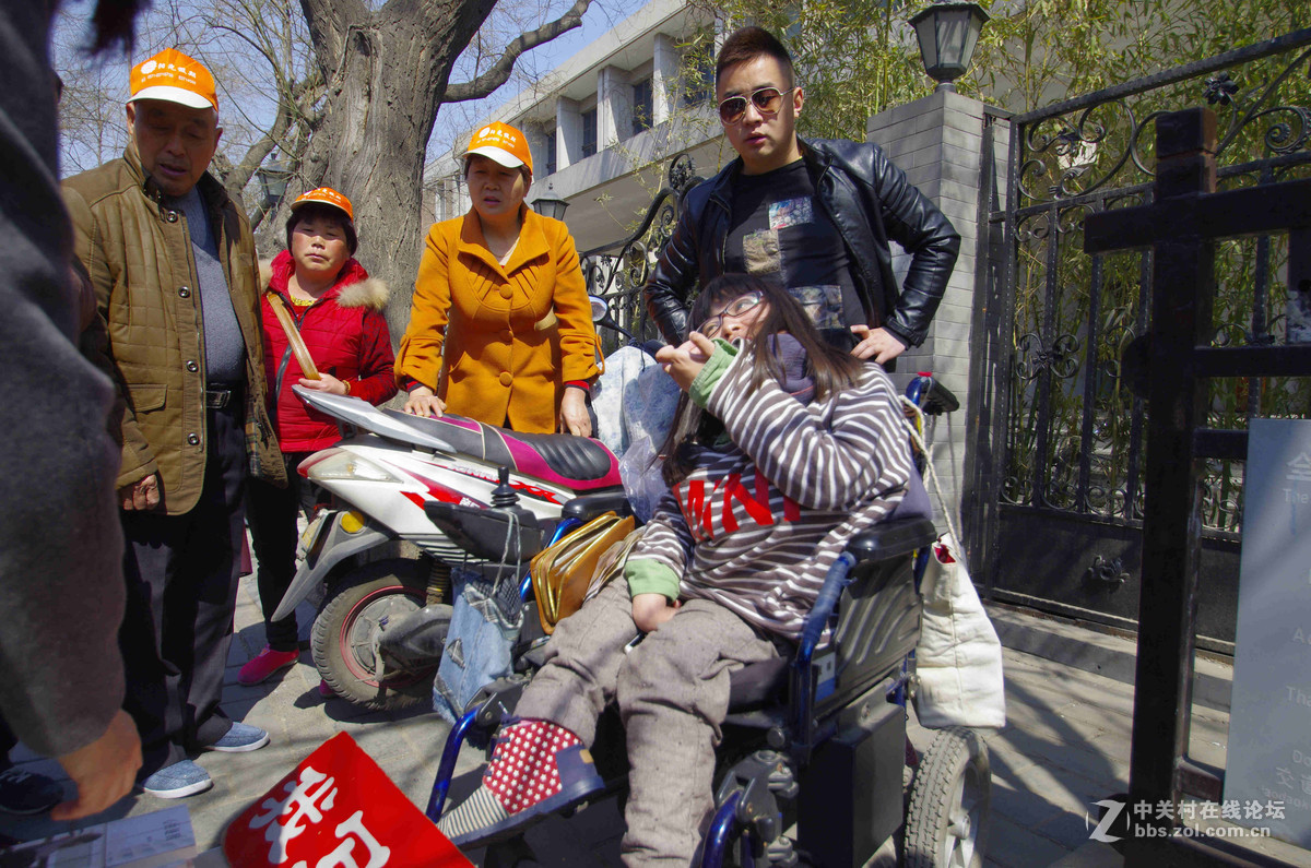 南锣鼓巷的超强卖书女