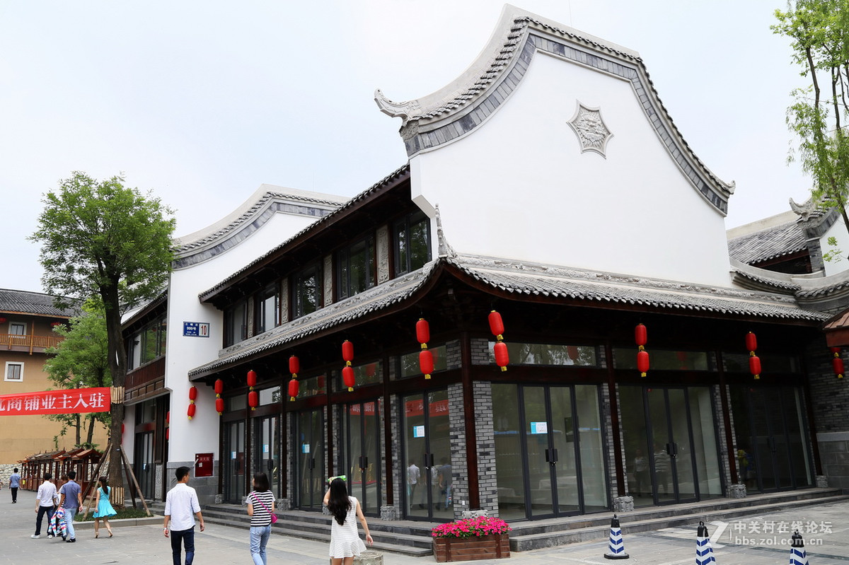 周末郊游成都龙泉博客小镇随拍几张