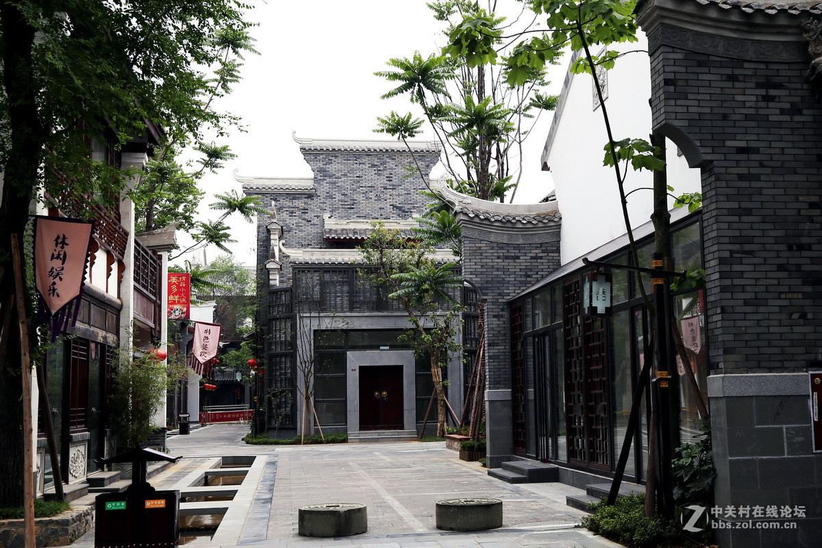 周末郊游成都龙泉博客小镇随拍几张