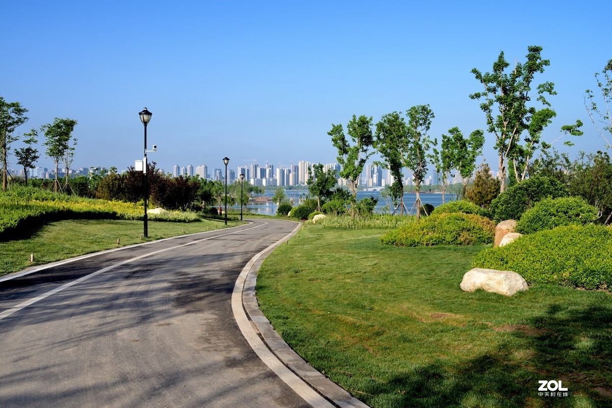 兹山何峻秀，绿翠如芙蓉——济南华不注的早晨