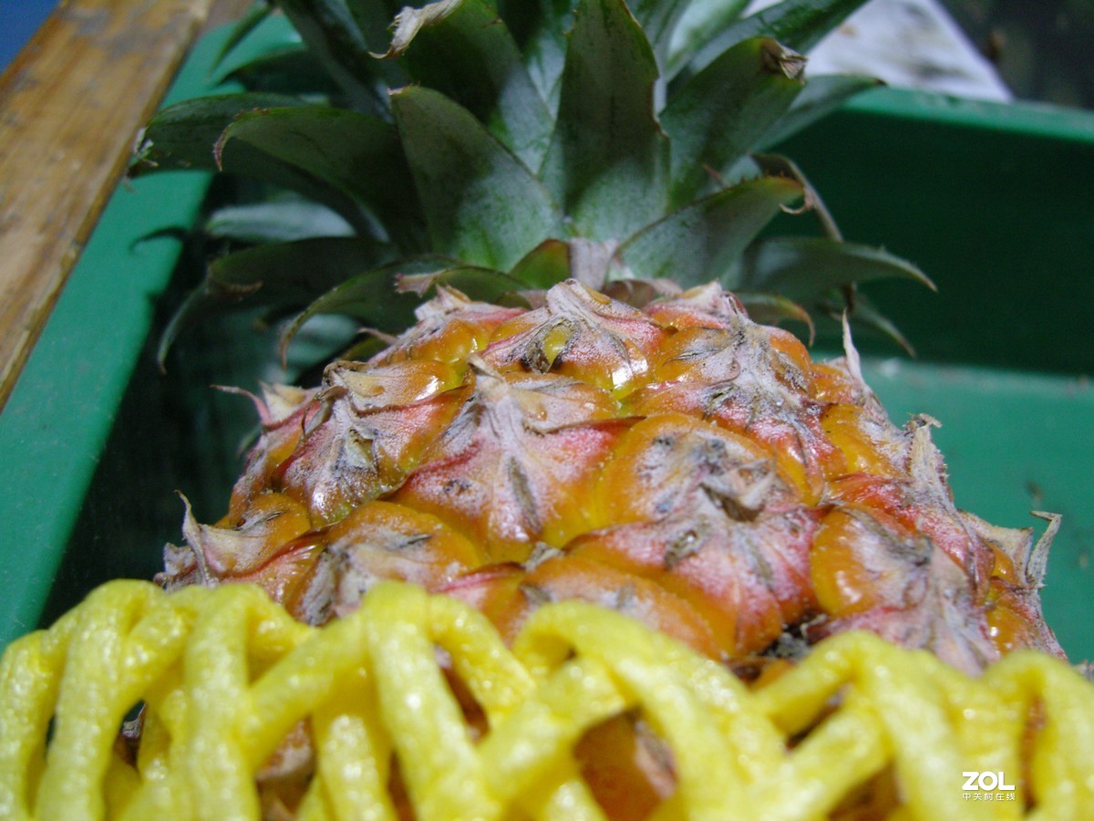 拍摄的几个水果和紫藤图片