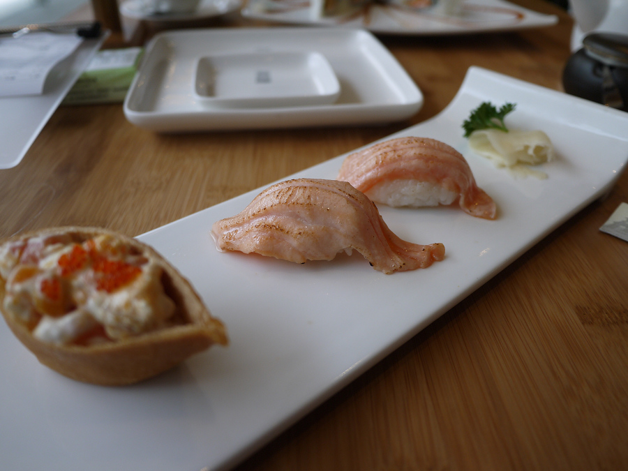 小五+14饼商场随拍