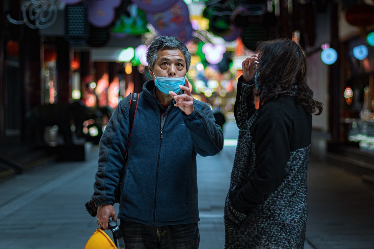 Z50 + 尼康 50/1.4G 扫街城隍庙