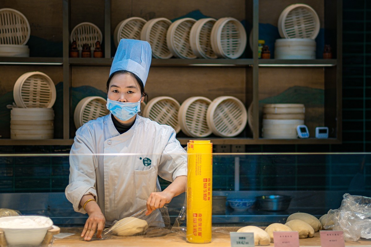 Z50 + 尼康 50/1.4G 扫街城隍庙