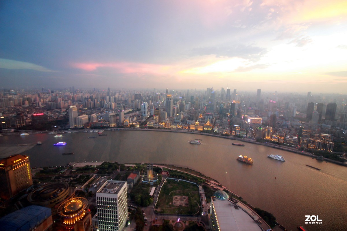 上海电视塔、陆家嘴、老爷车、外滩、城隍庙