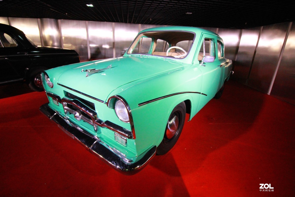 上海电视塔、陆家嘴、老爷车、外滩、城隍庙