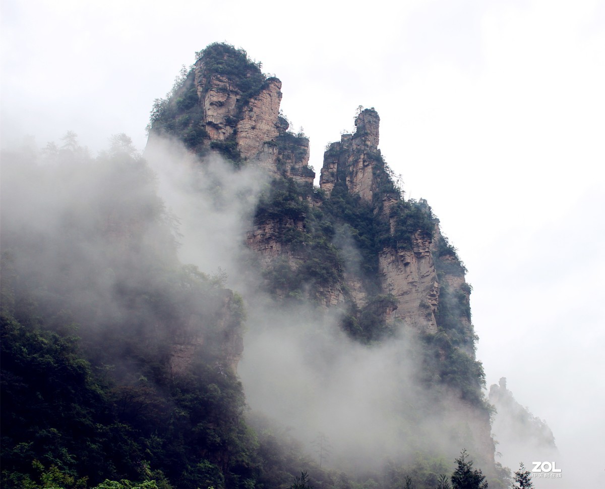 海上有仙山，山在虚无缥缈间。