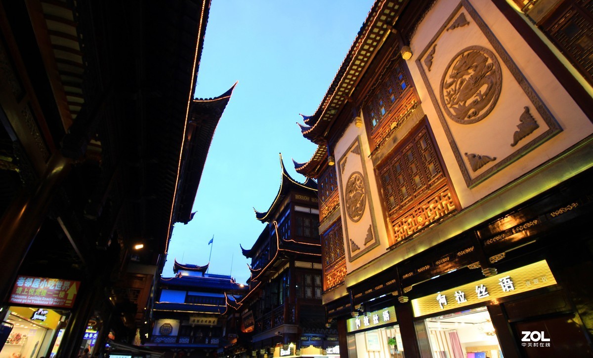 上海电视塔、陆家嘴、老爷车、外滩、城隍庙