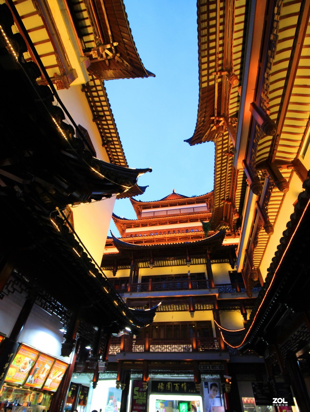 上海电视塔、陆家嘴、老爷车、外滩、城隍庙