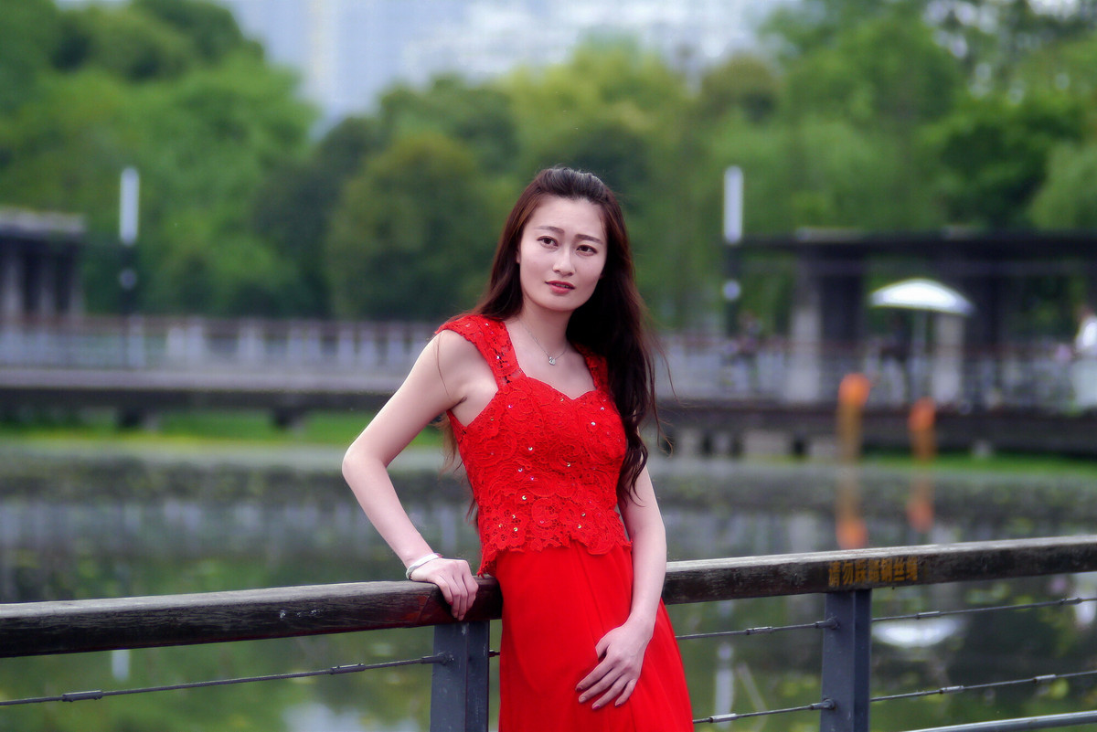 中一85镜头下的佳丽！（手动头）