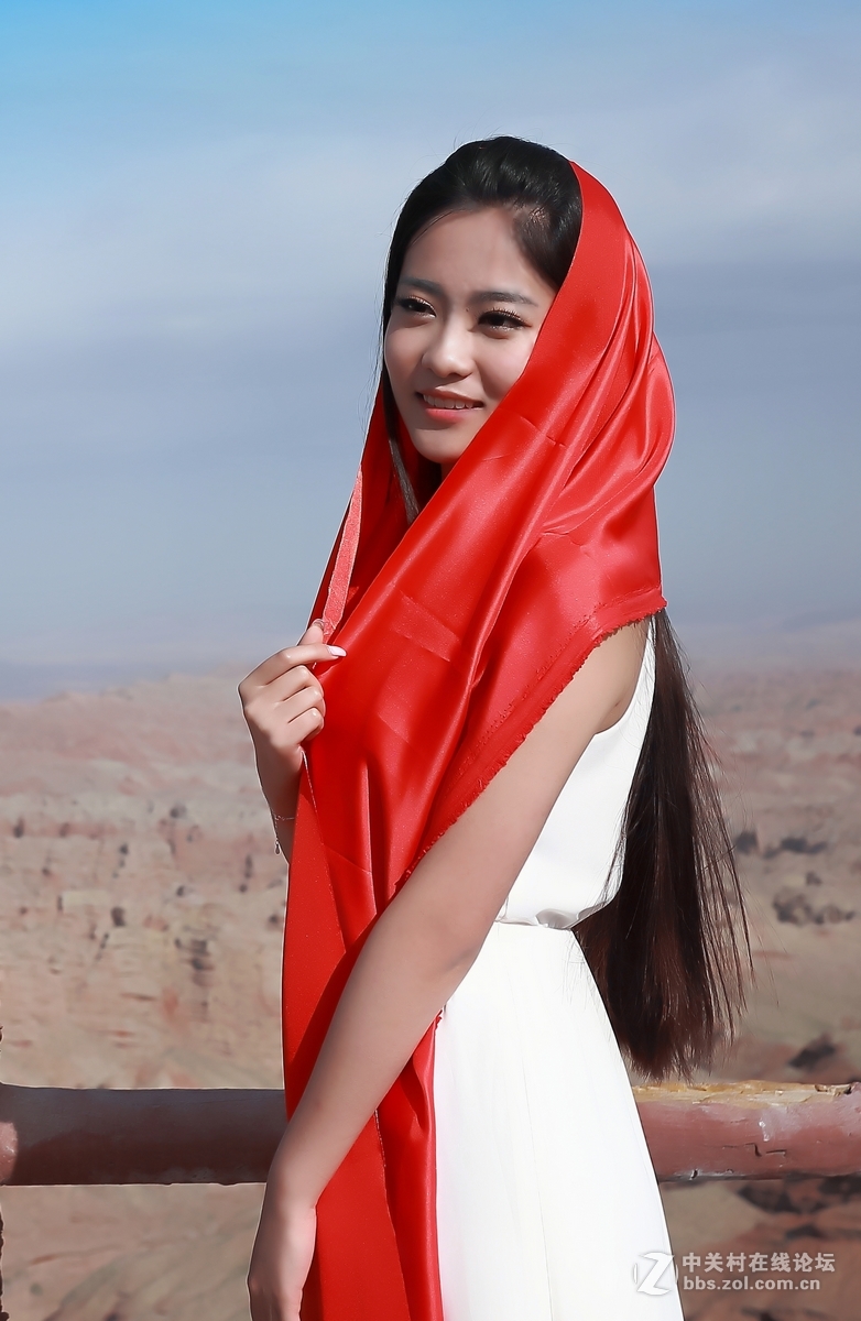 胭脂映丹霞（人像二）祁连山歌