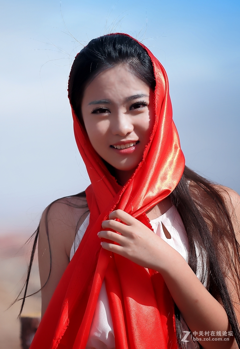 胭脂映丹霞（人像二）祁连山歌