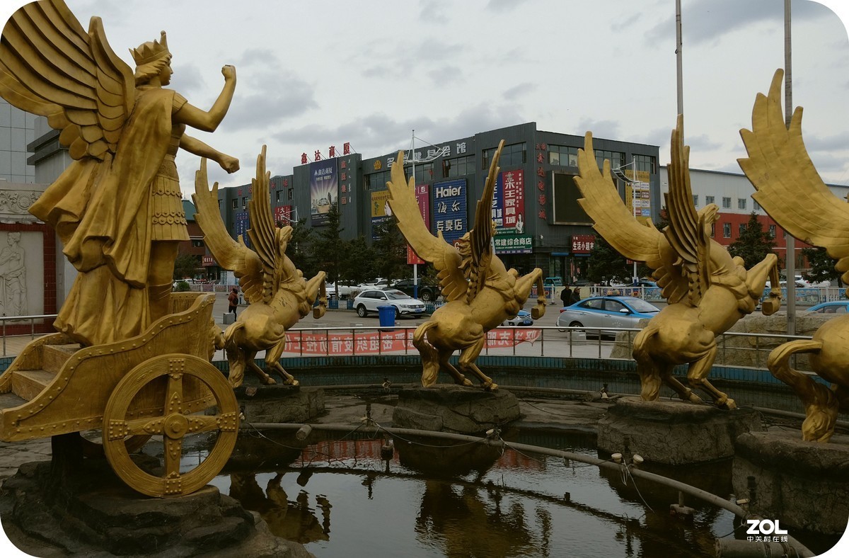 鄂伦春人家园雕像【太阳神阿波罗】{2}