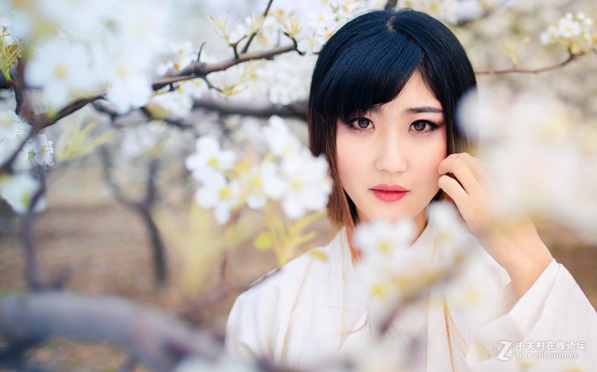 【半路映像】梨园香雪   --5d3＋适马35mm 1.4人像