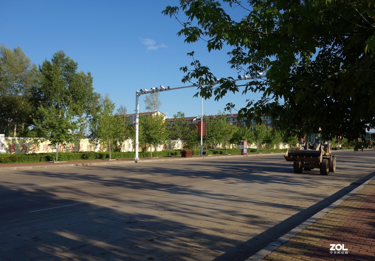 遛弯【单片机随拍】{2}