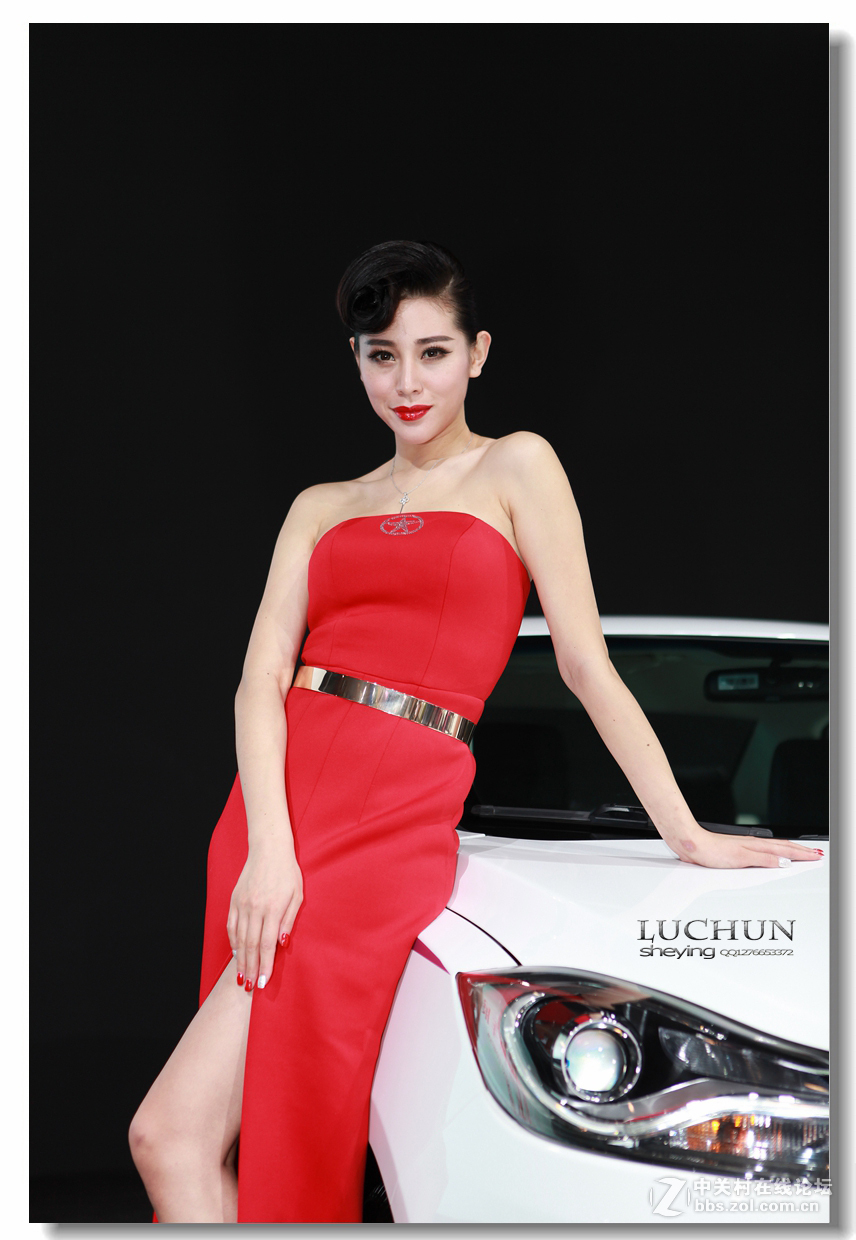 江淮车模依然靓丽