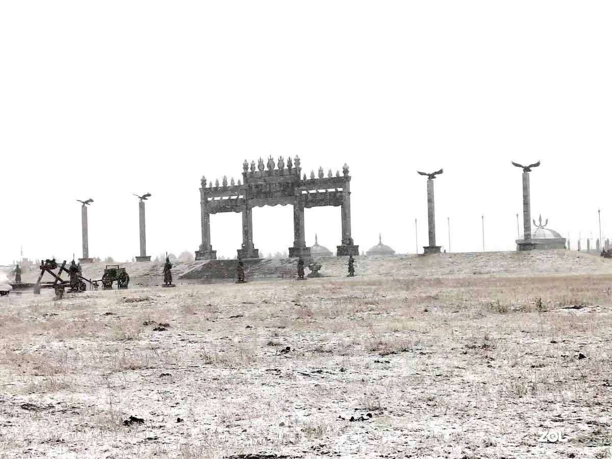 冬季的京北草原大汗行宫，更加英姿飒爽