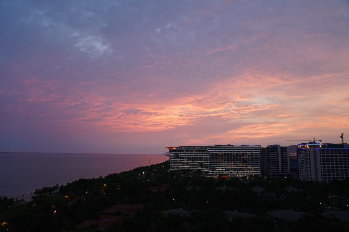 一组晚霞的形成与消散