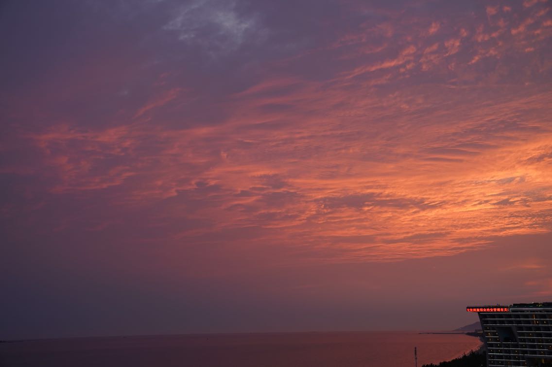 一组晚霞的形成与消散